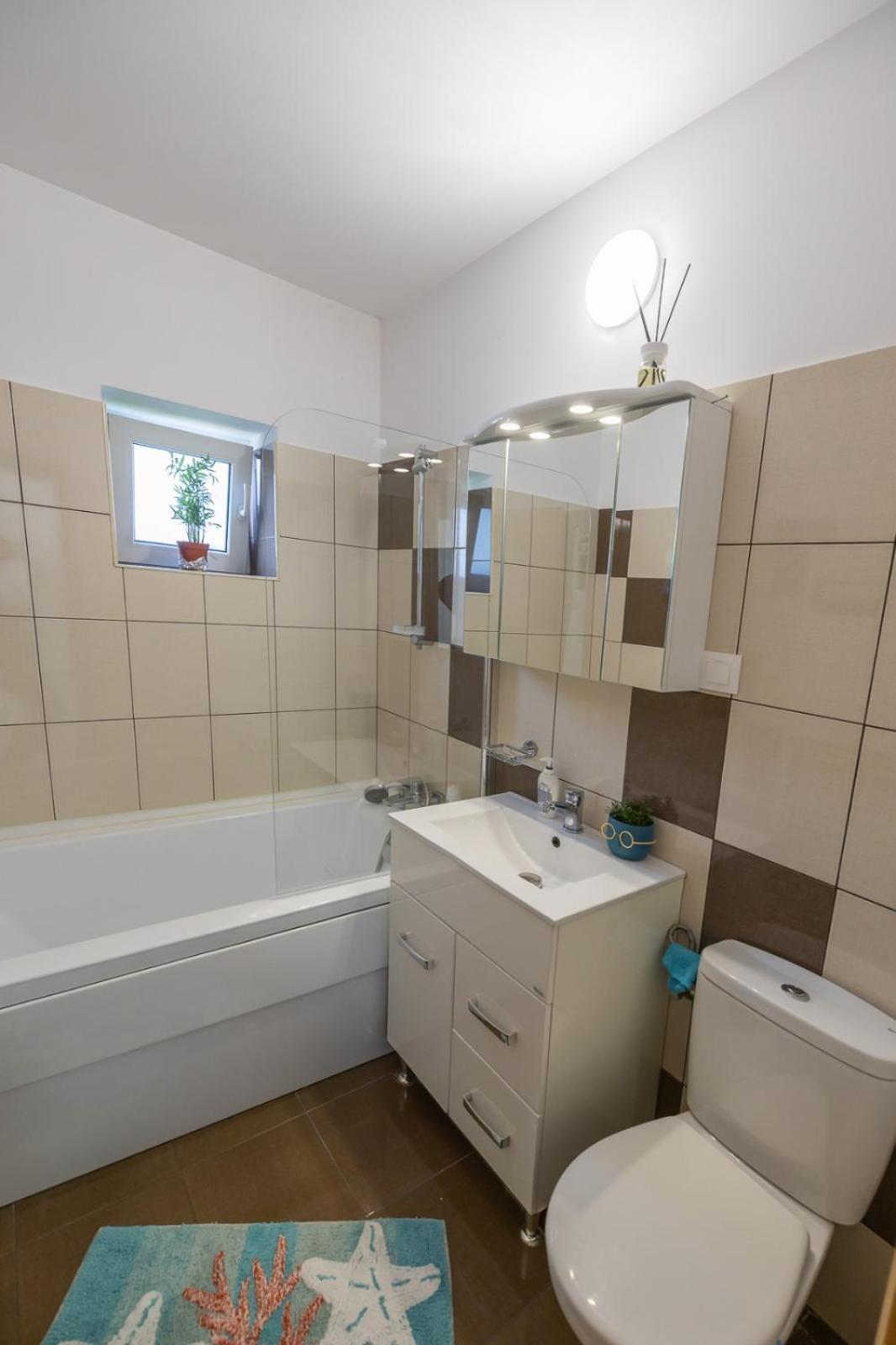 Apartament Expoparc Питещ Екстериор снимка